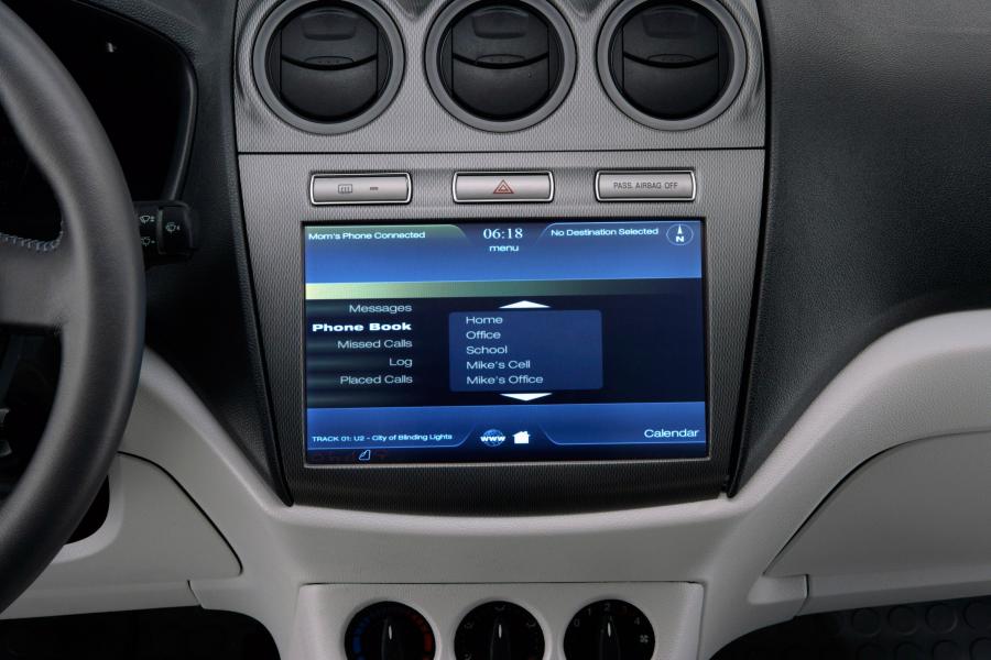  Ford Transit Connect Family One Concept 2009 года  (фото 4 из 39)
